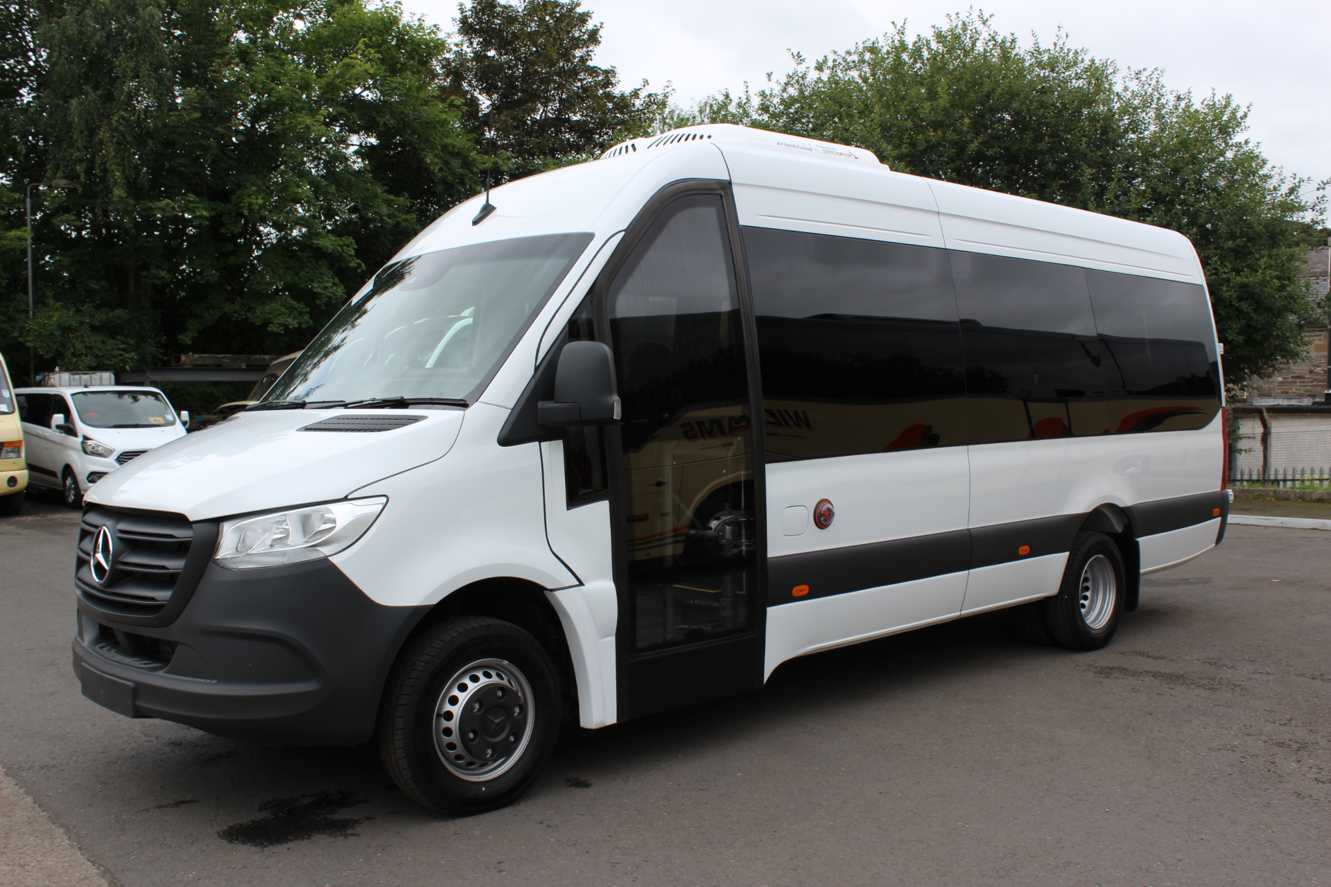 NEW MERCEDES-BENZ 517 CDi SPRINTER CENTOBUS EL 16 SEATS