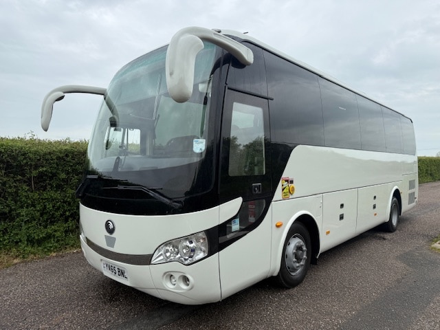 2016, Yutong TC9, Euro 6, 32 leather Recliners + crew