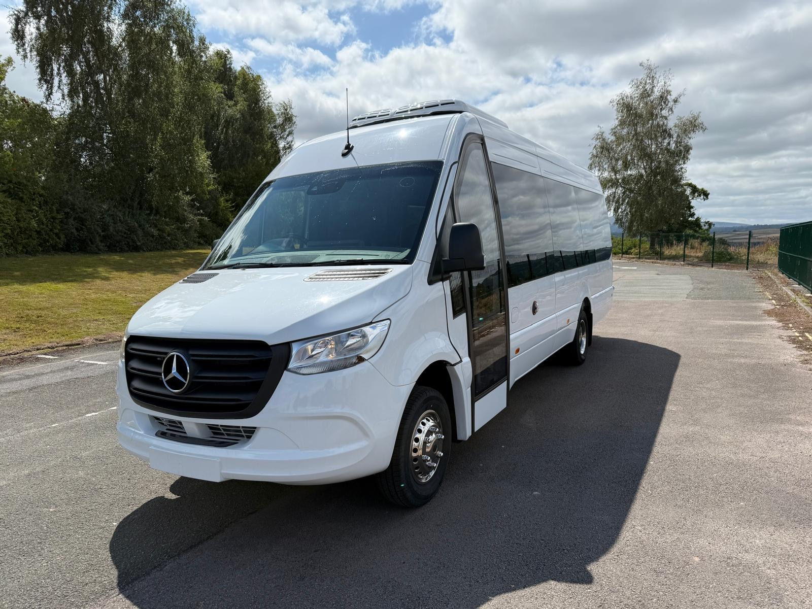 2025 Mercedes 517CDI Cento ELA 19 Seats