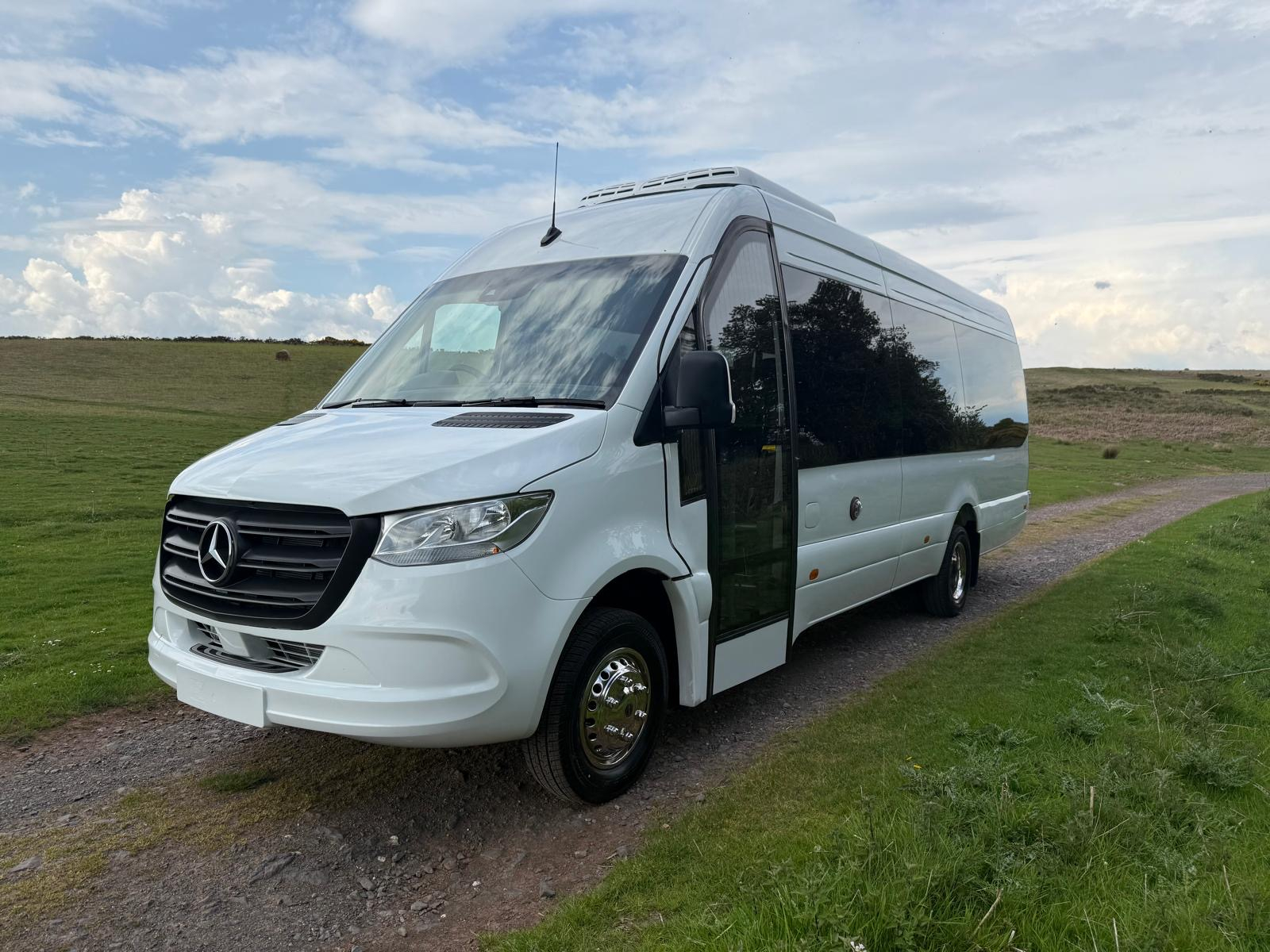2026 Mercedes 517CDI Cento EL 19 Seats