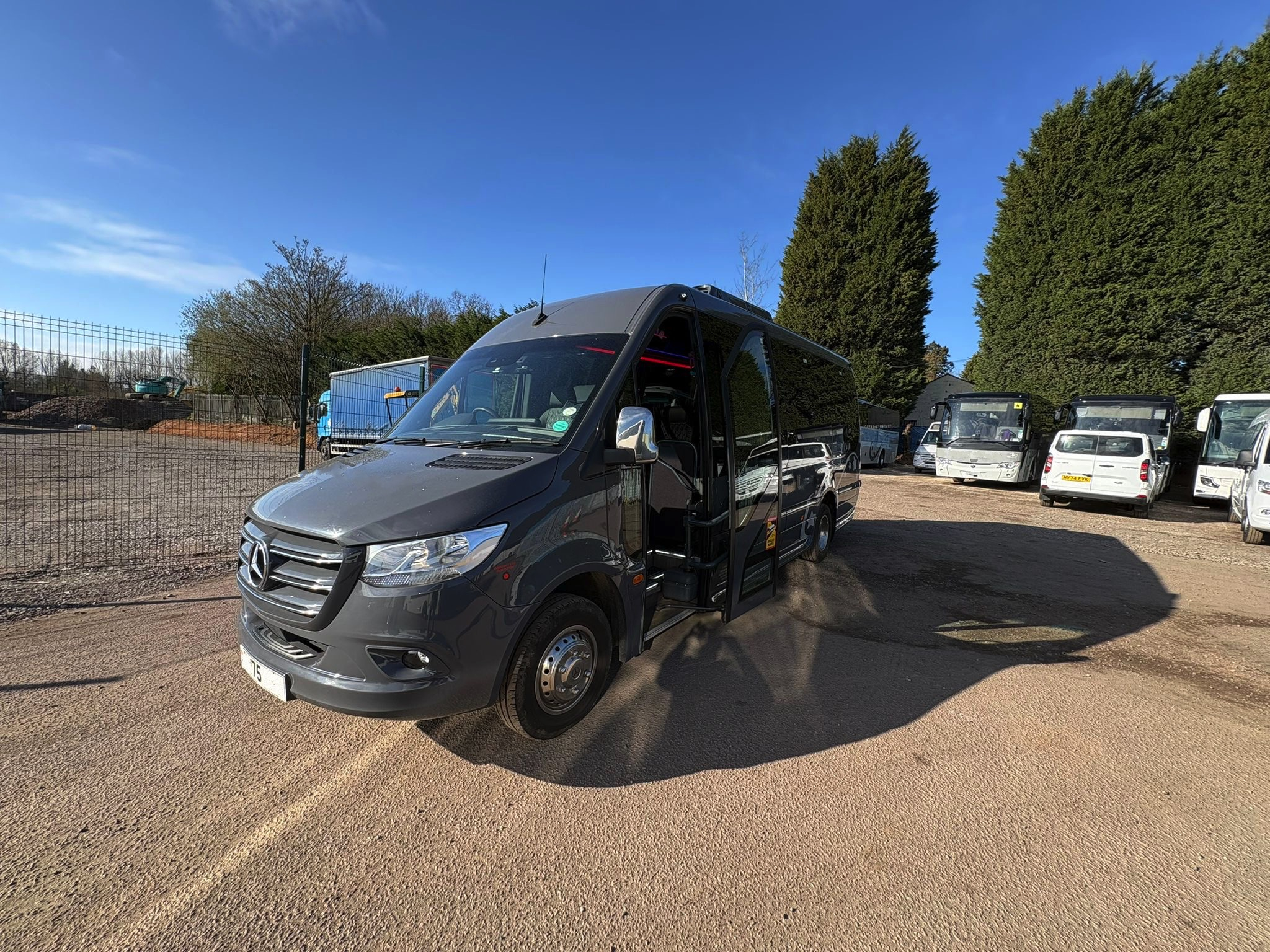 2025 75 Mercedes Benz Apex Sprinter 19 Seats