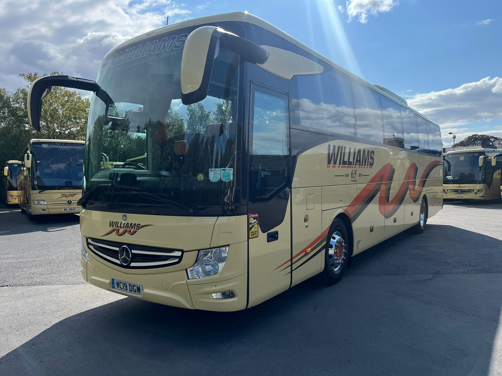 2019 Mercedes Benz Tourismo M/2 53 Seat Exec