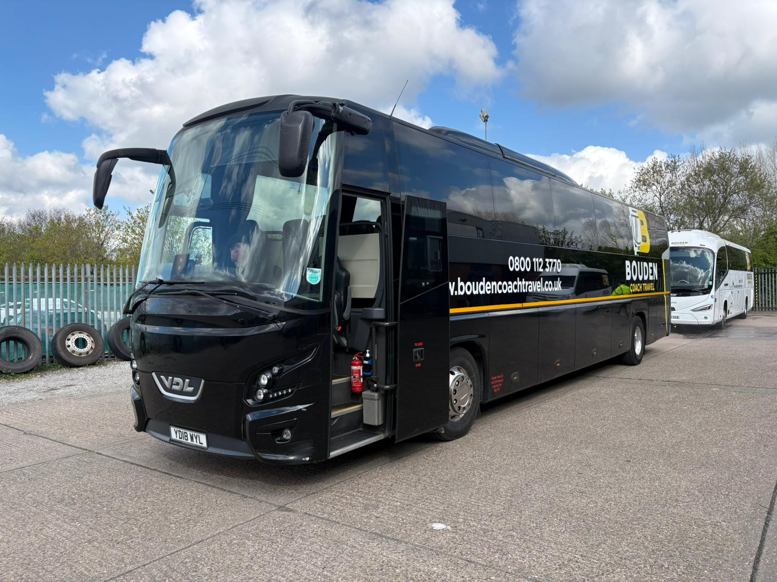 2018 VDL FHD2-135/370 61 Seat Exec