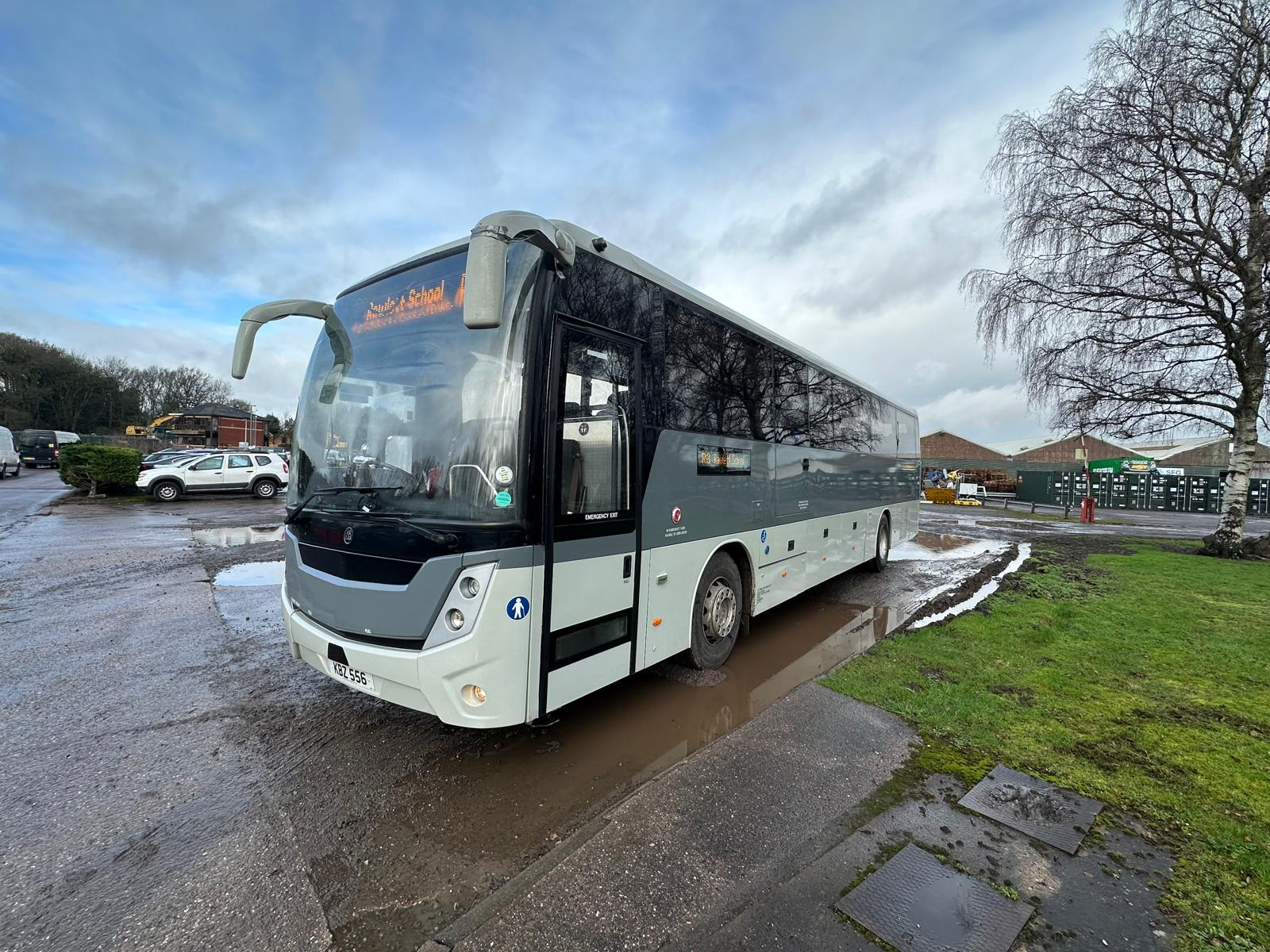 16 MAN 19.290 MOBI People Explorer 330 57 Seats PSVAR
