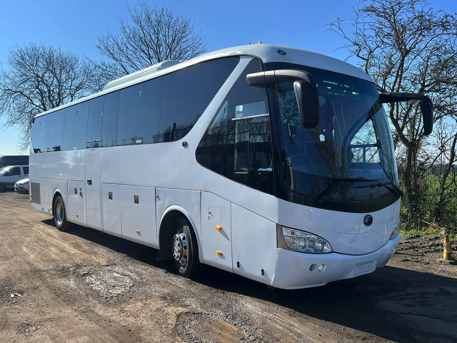 2014 Yutong TC12 53 Seat Coach Euro 5
