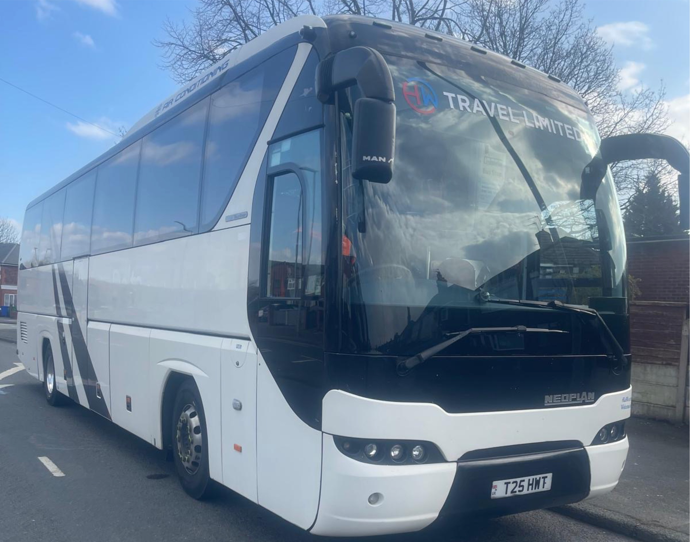 2012 MAN Neoplan Tourliner 49 Seat Exec