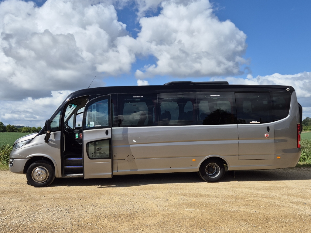 2018 (68) IVECO DAILY DIESEL S/D BUS/COACH 3.0 70C18 Semi Automatic