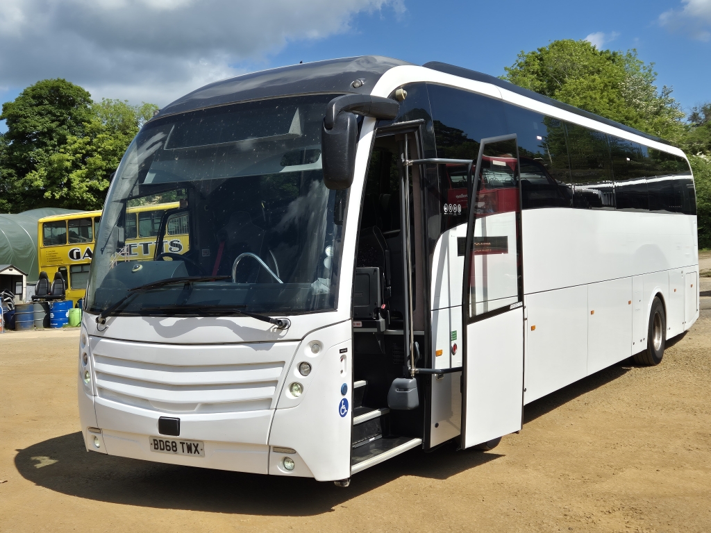 2018 (68) SCANIA K SERIES DIESEL SINGLE DECK 9.3 KEB 4X2 LEVANTE CAETANO Automatic