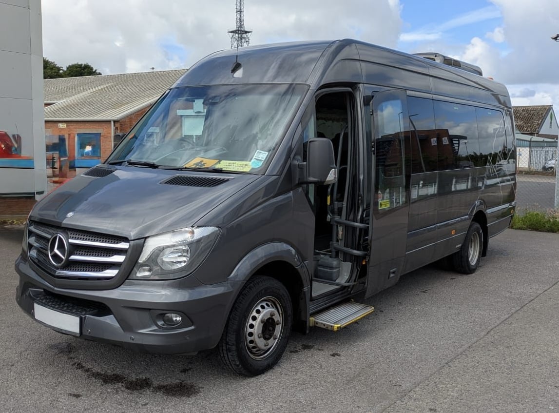 2016, Mercedes Sprinter, 19 Seater, Euro 6 — photo 1