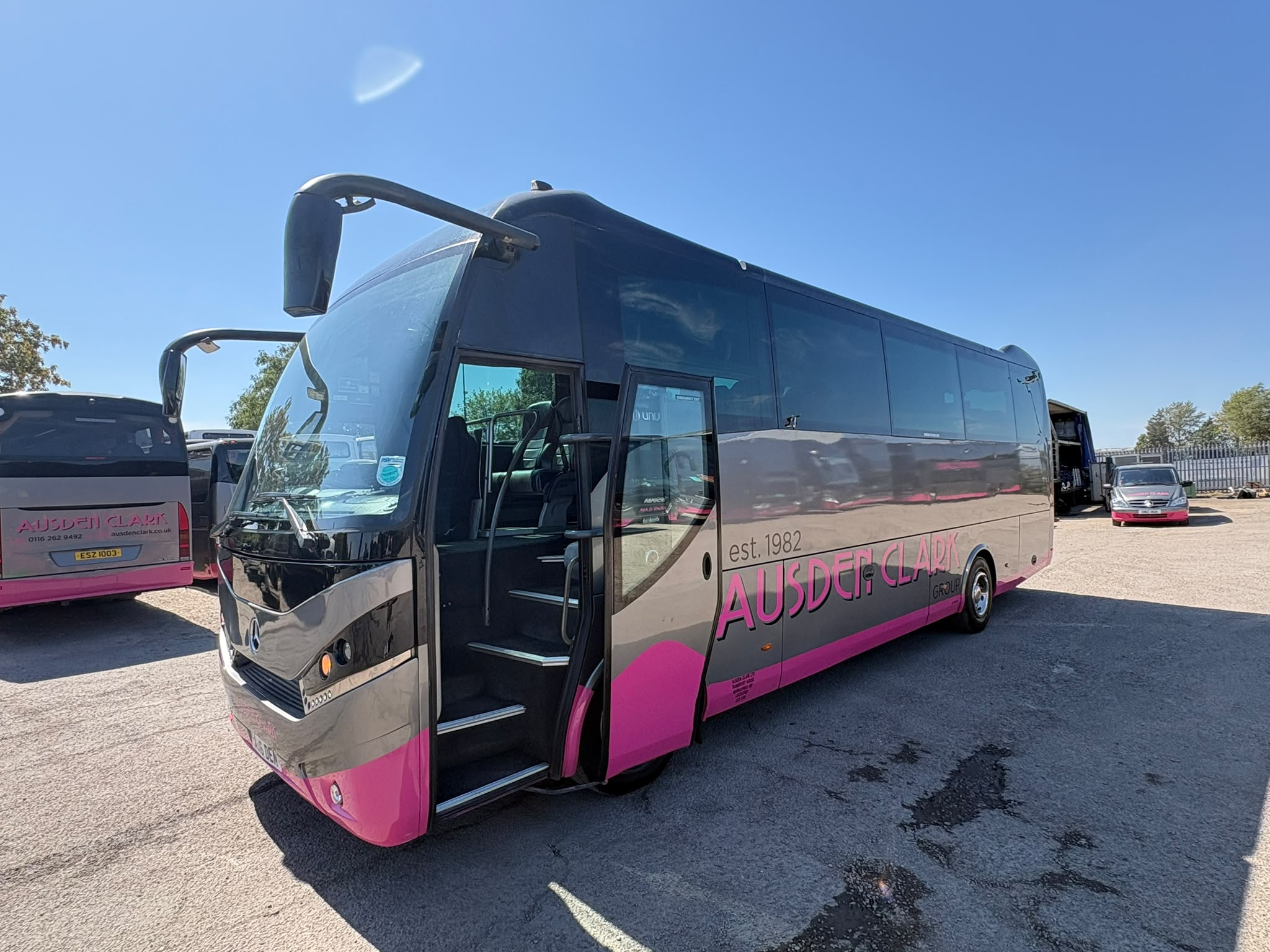 Mercedes-Benz Atego Unvi Touring 37 Seats — photo 1