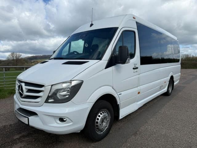 2017 Mercedes Sprinter. AUTO , Blue efficiency, EVM Exclusive ,lowered front entry luxury mini coach , 16 leather reclining seats , Euro 6 — photo 1