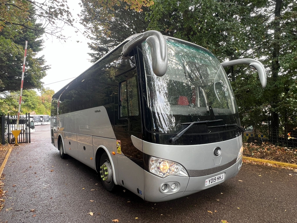 2019 (19) YUTONG TC9 DIESEL SINGLE DECK 6.7 TC9 Automatic — photo 1