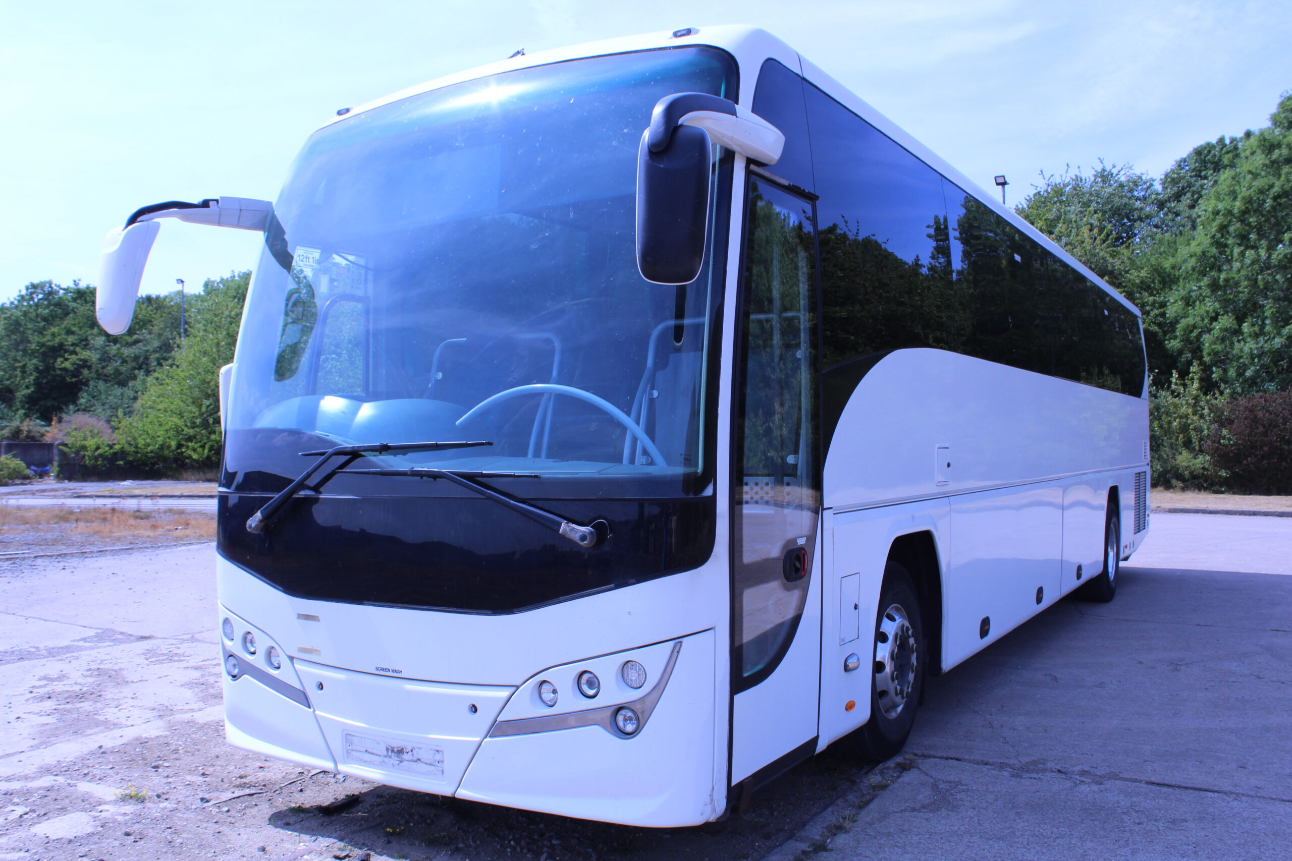 2014 VOLVO B8R PLAXTON PANTHER 53 SEAT EURO 6
