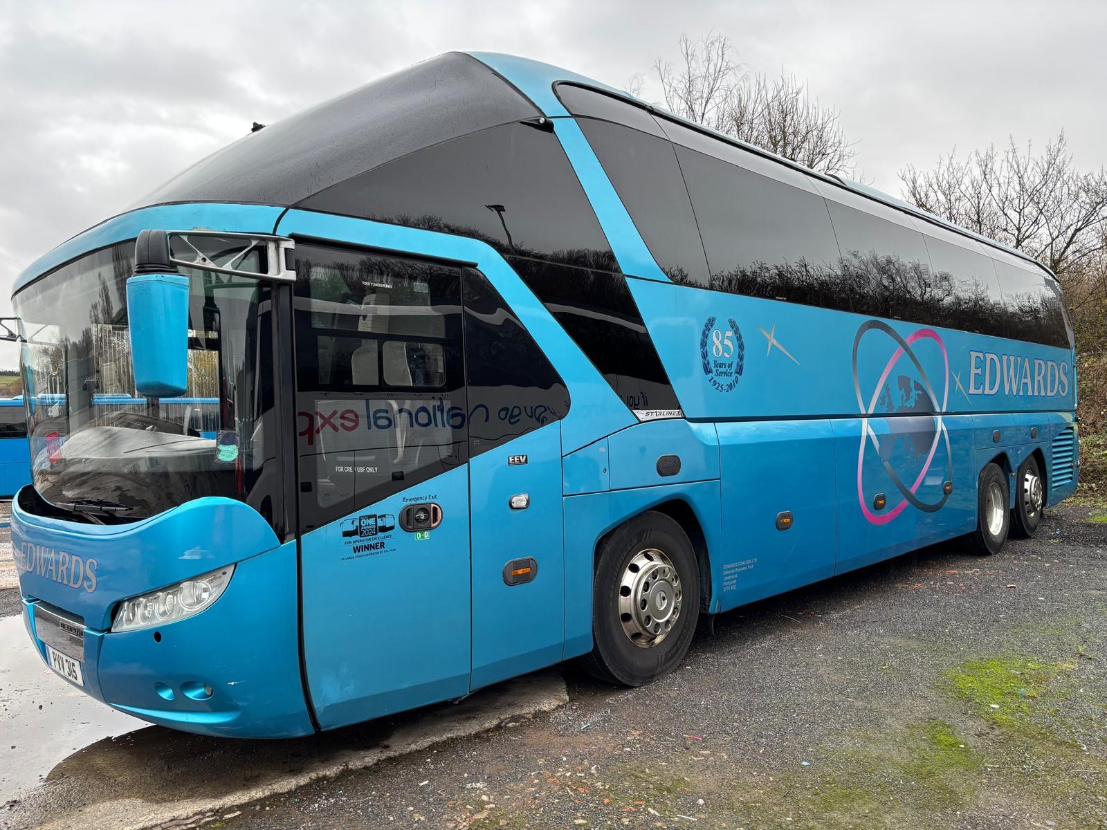 2013 Neoplan Starliner — photo 1