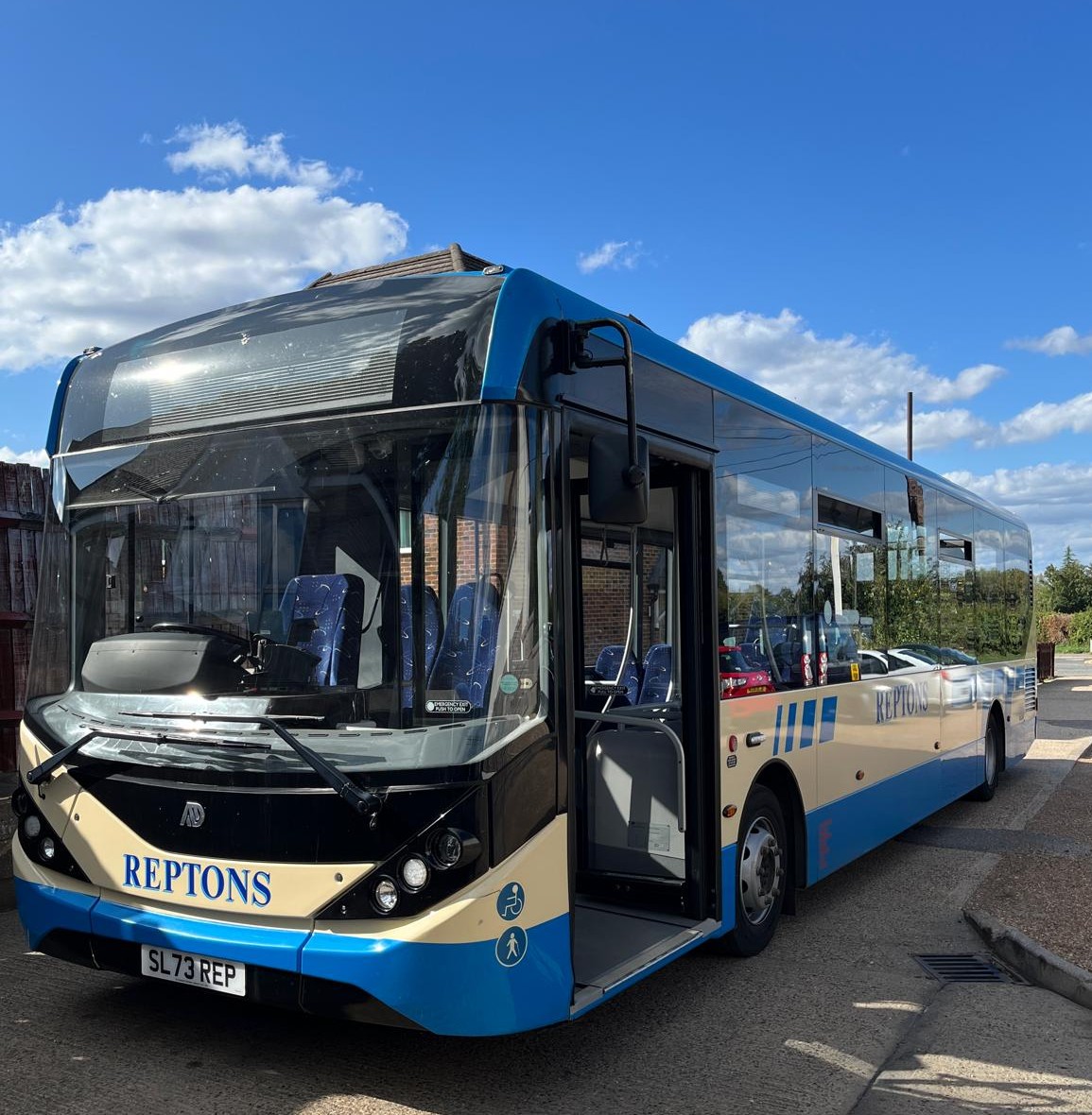 2023 (73) ADL E200 MMC 10.8m. 40 seats — photo 1