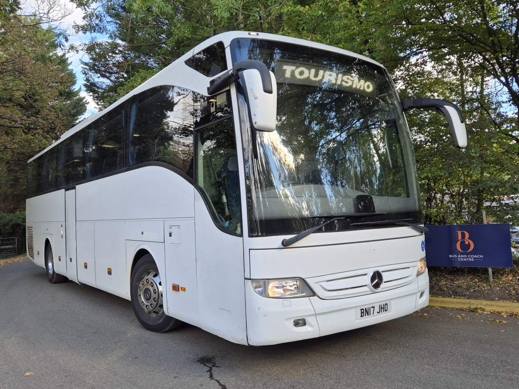 2017 (17) MERCEDES-BENZ TOURISMO DIESEL SINGLE DECK 10.7 O355 Automatic — photo 1
